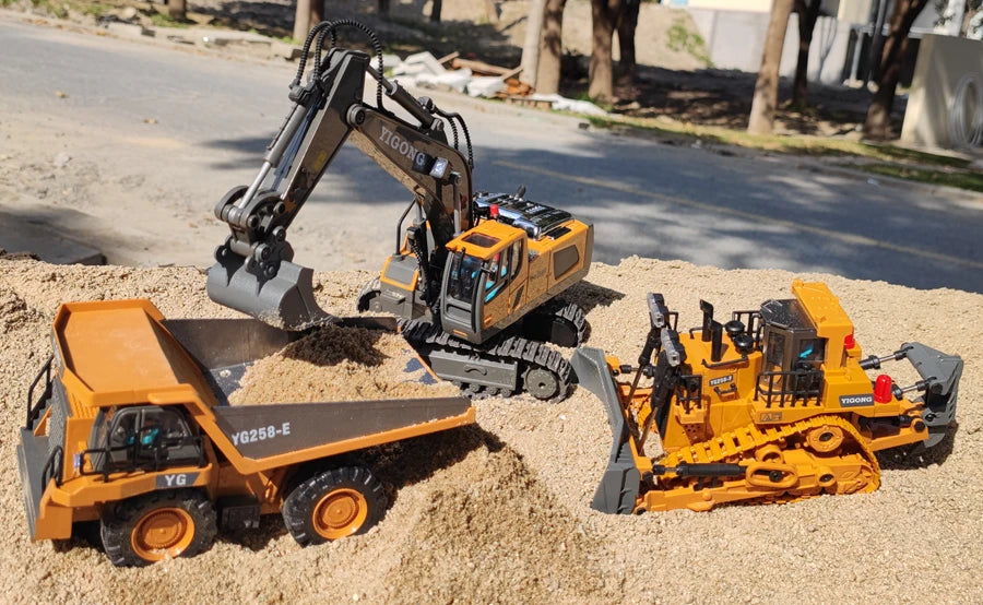 4WD Remote Control Excavator Toy