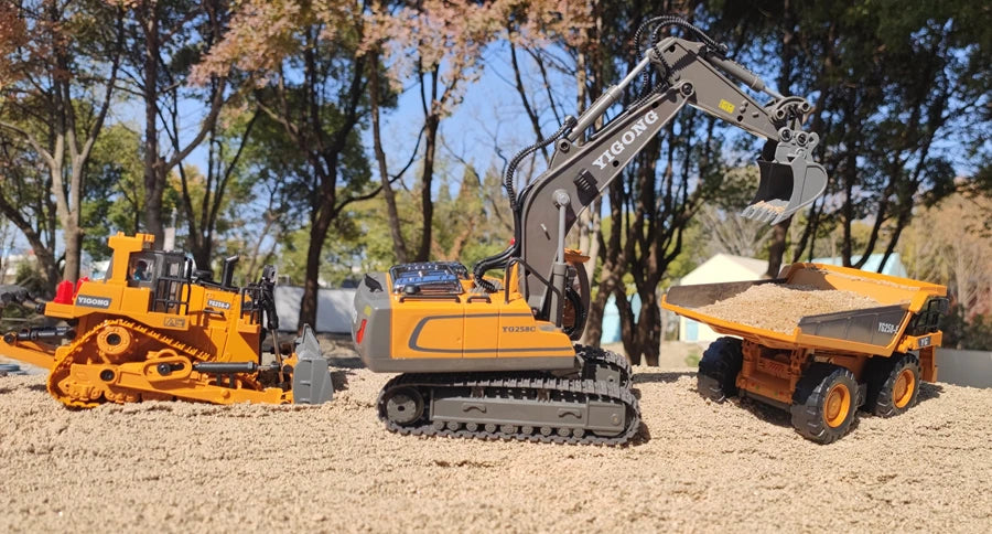 4WD Remote Control Excavator Toy